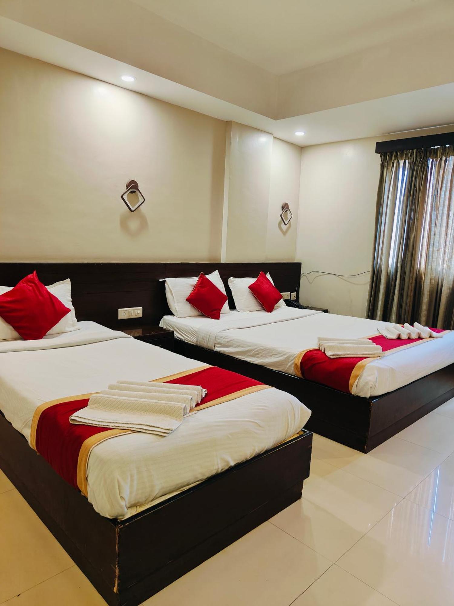 Green Wood Inn Mysore Near Palace 外观 照片