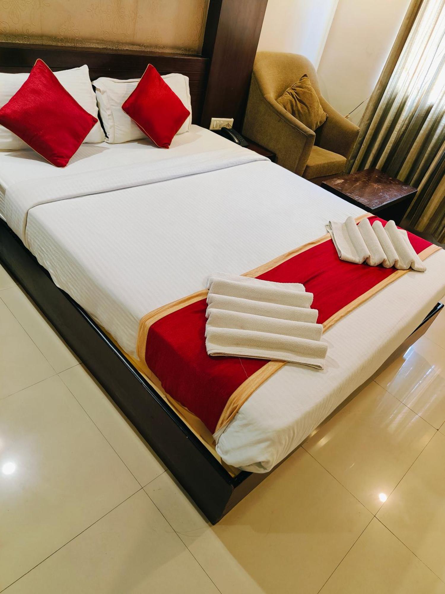 Green Wood Inn Mysore Near Palace 外观 照片